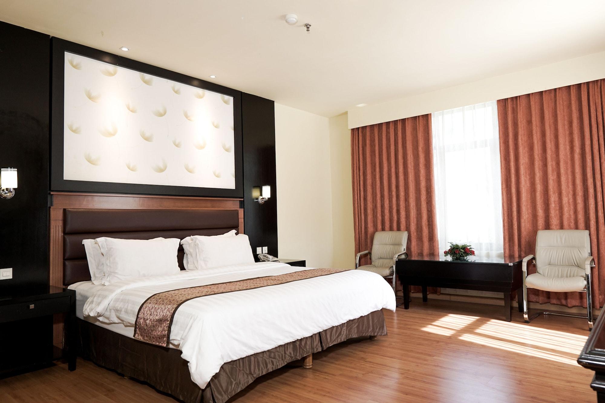 Sari Ater Kamboti Hotel בנדונג מראה חיצוני תמונה