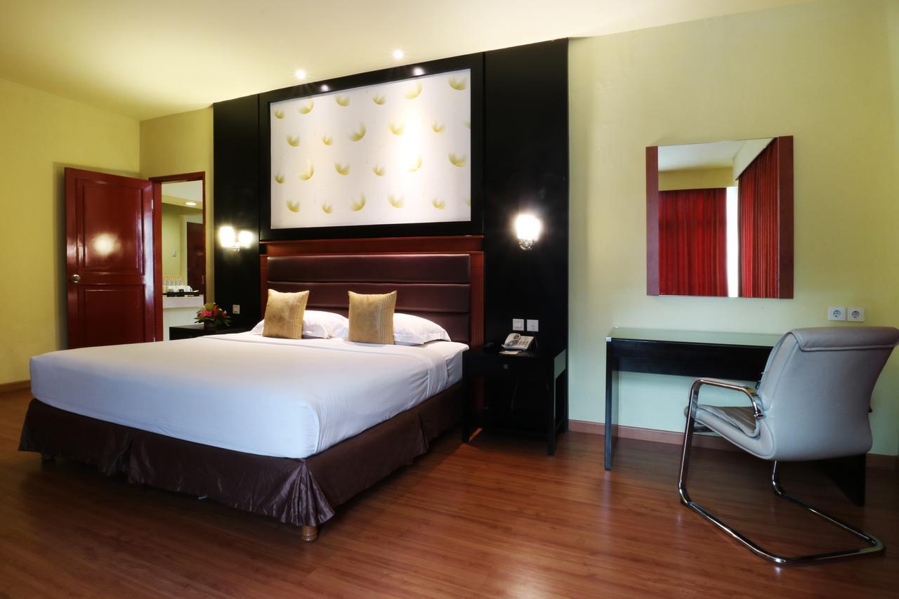 Sari Ater Kamboti Hotel בנדונג מראה חיצוני תמונה
