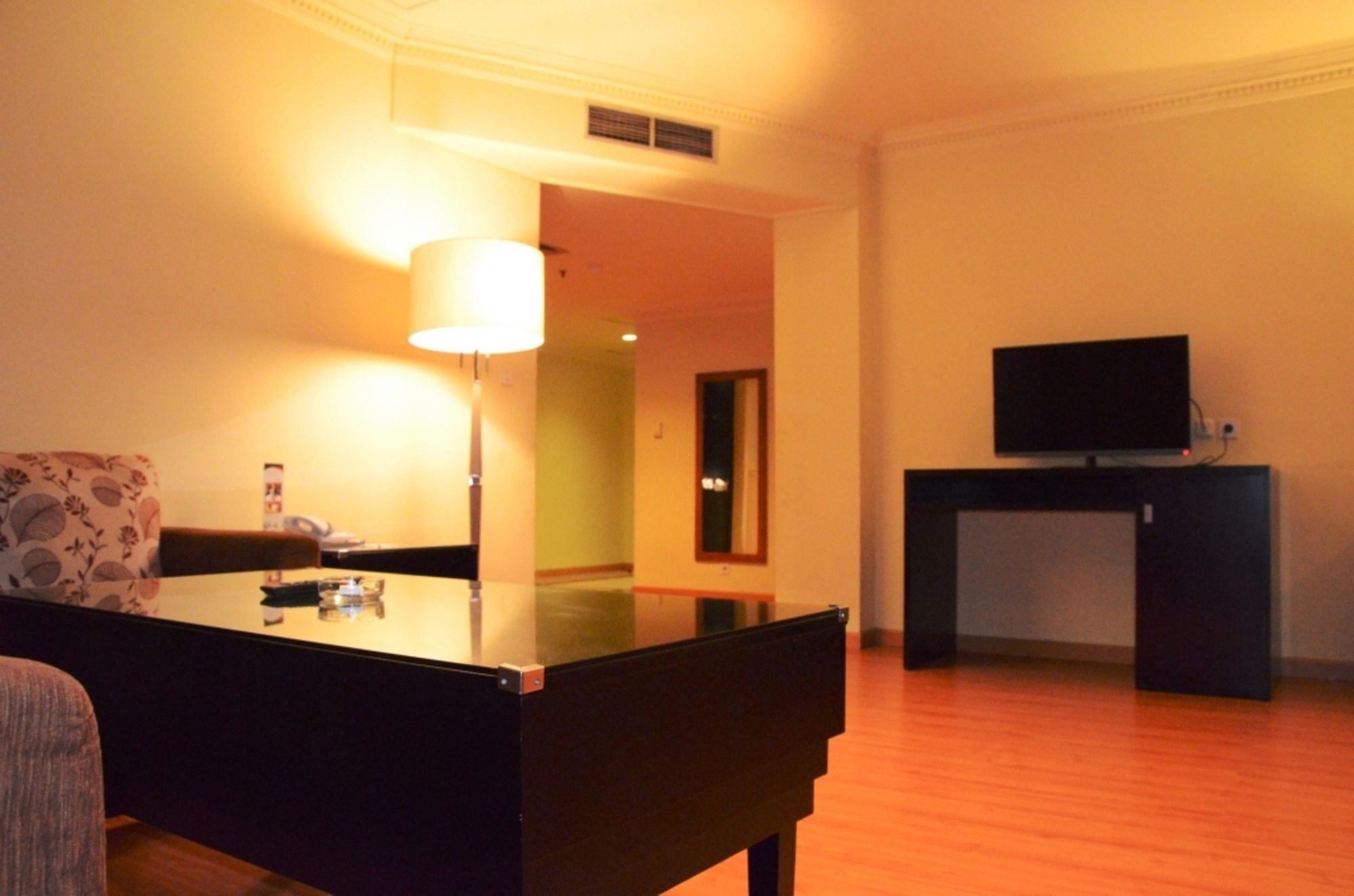 Sari Ater Kamboti Hotel בנדונג מראה חיצוני תמונה